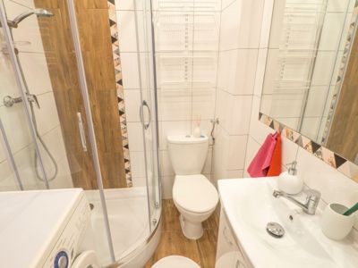 Pokój nr 2, Waszyngtona 22A — część wspólna